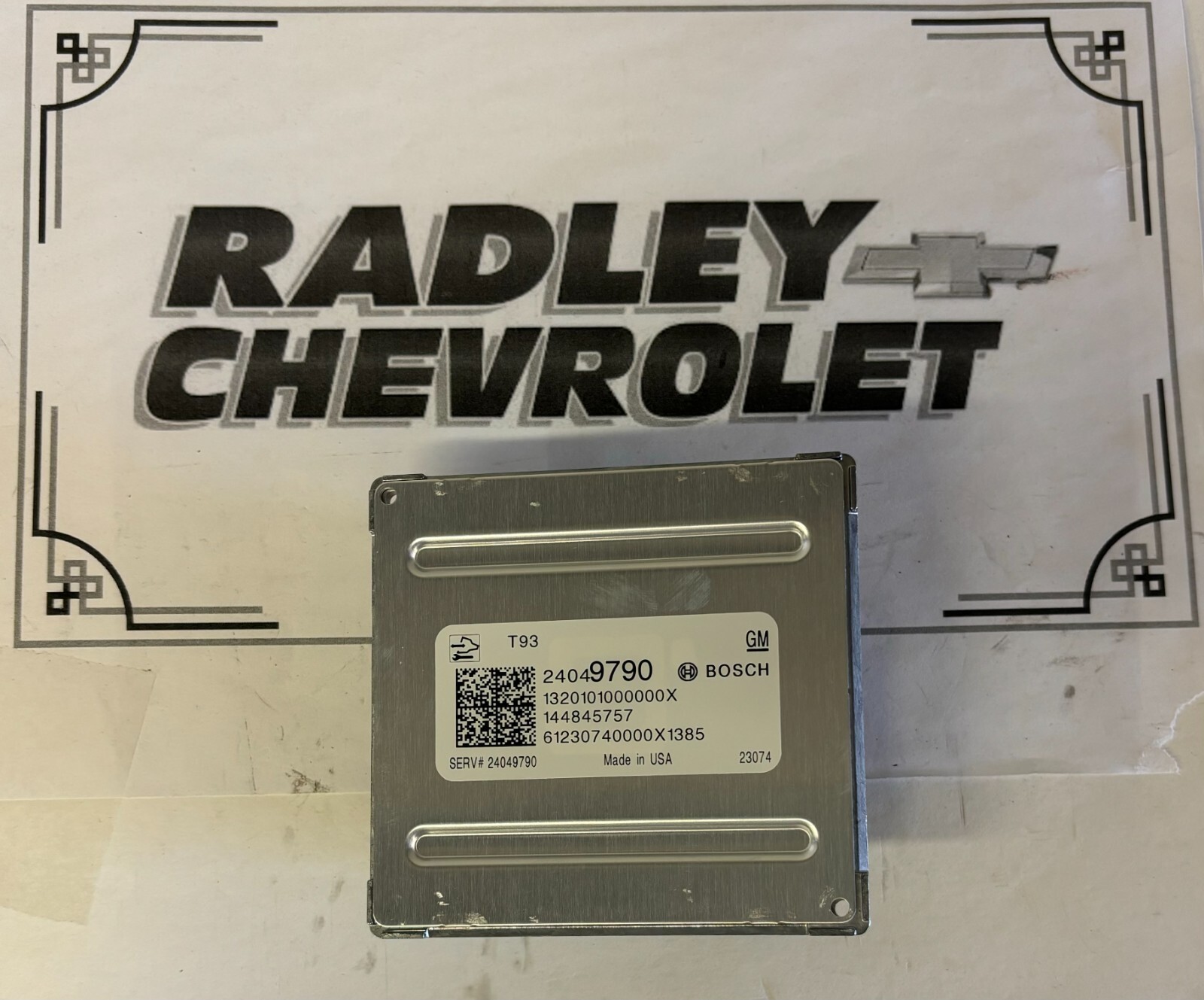 NEW GM OEM MODULE- GENERAL MOTORS GMC 24049790