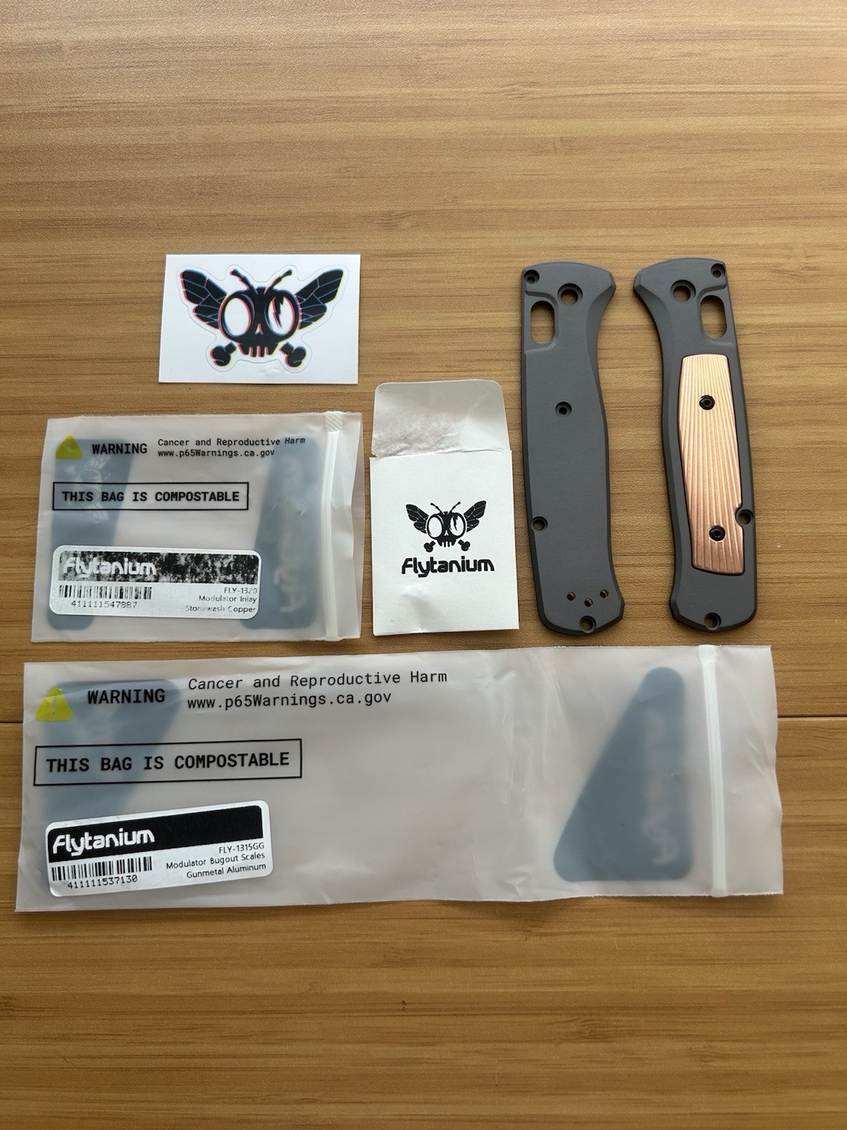 Benchmade Bugout 535 Flytanium Modulator Scales - Gray Alum / Stonewash Copper