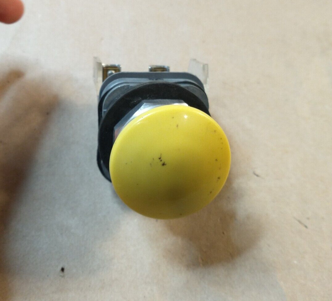 Allen Bradley 800T-D Yellow Momentary Pushbutton - Fast Ship