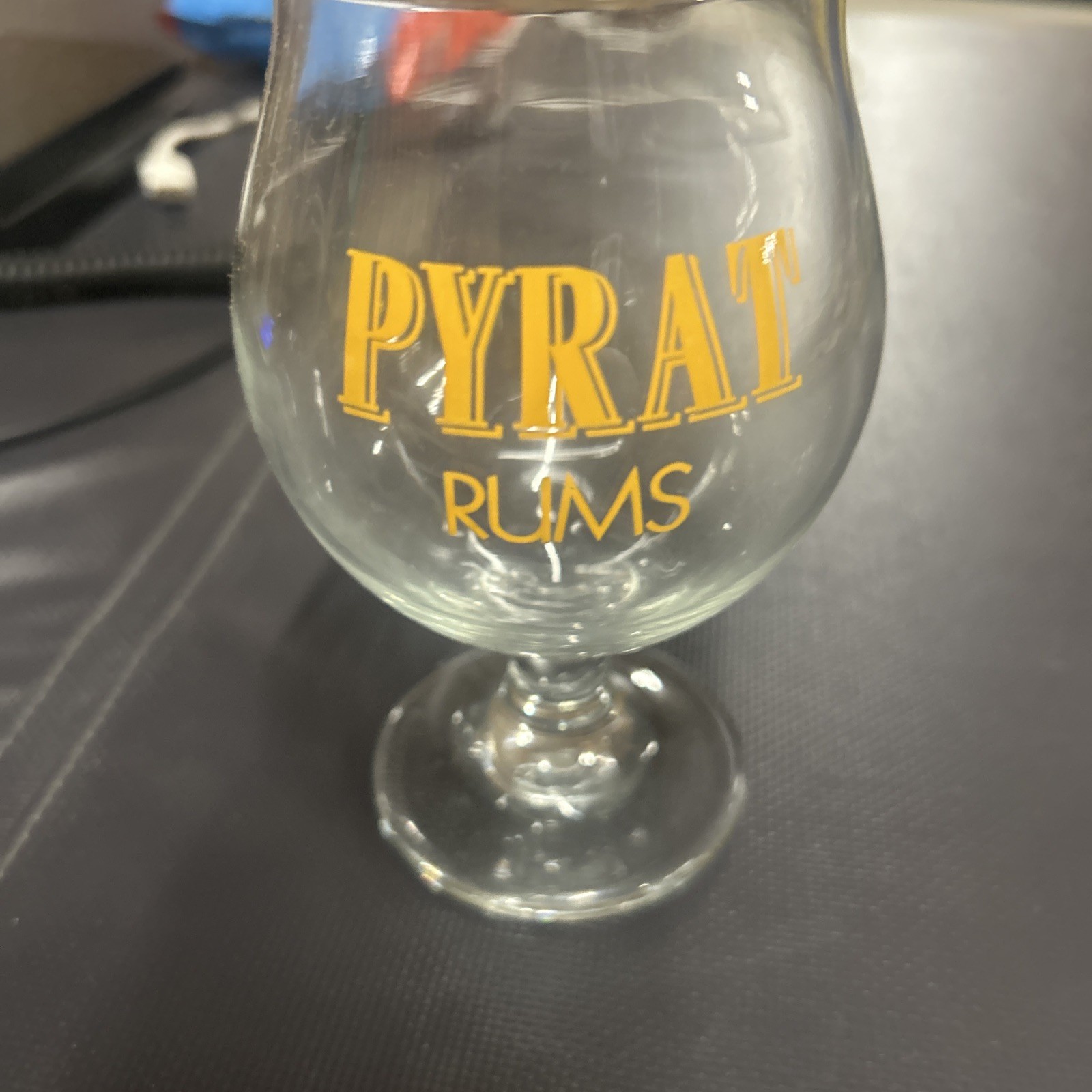 Silkscreen Pyrat Rums Glass Rum 13 Oz