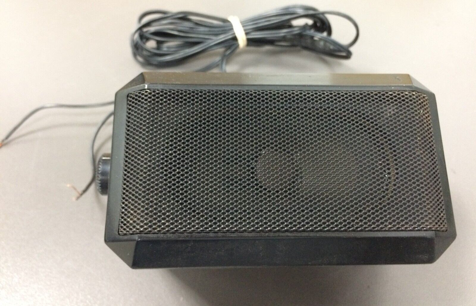 UNBRANDED, External Speaker, Mount & Screws, NO Plug, Tested Good
