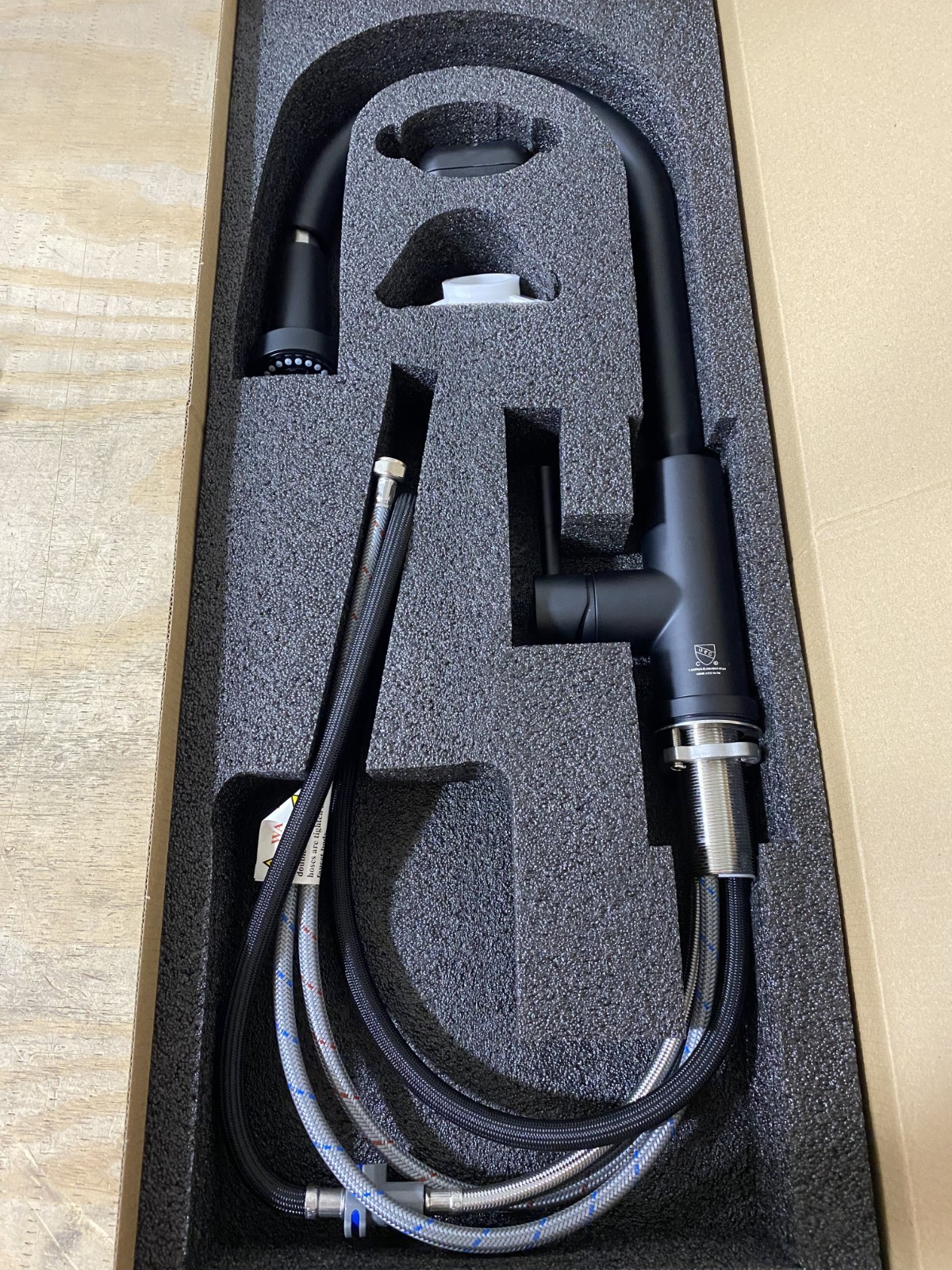 Elegant Lighting FAK-309MBK Sem 1.8 GPM 1 Hole Pull Down Kitchen Faucet *READ*