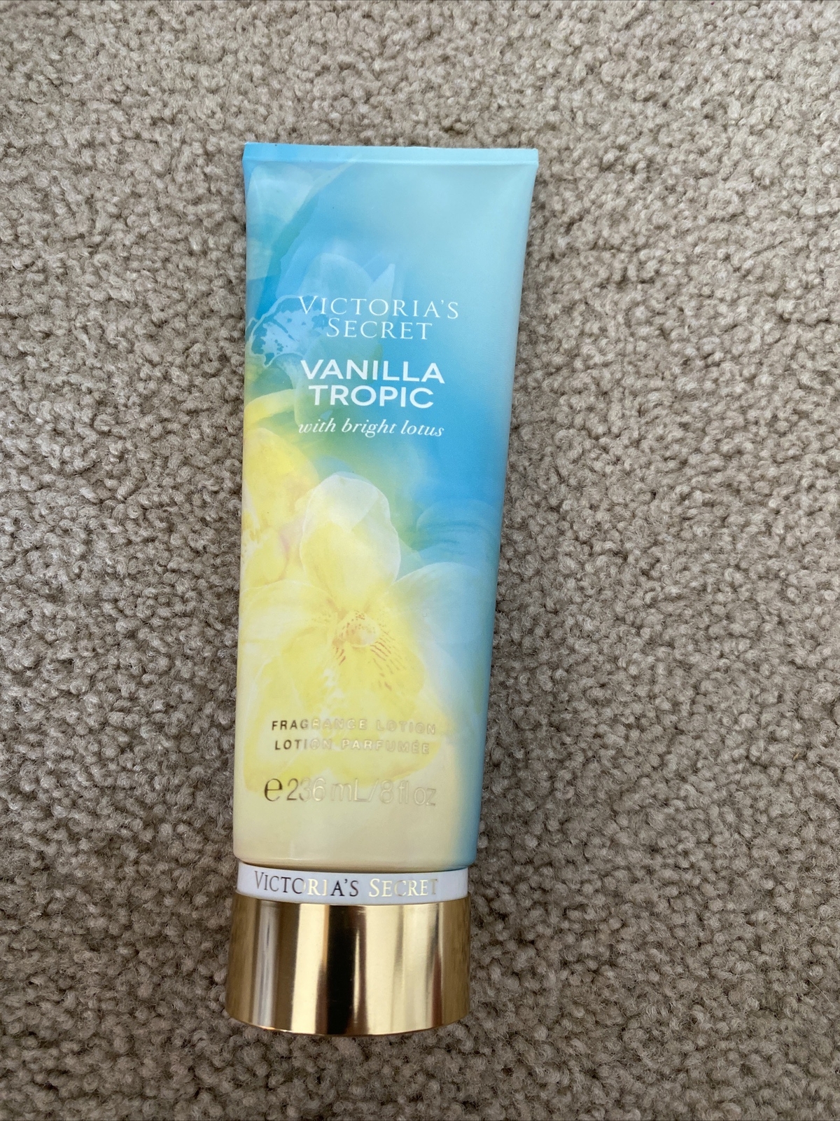 Victoria's Secret PINK Vanilla tropic 24 hour moisture body lotion 8 fl oz NEW
