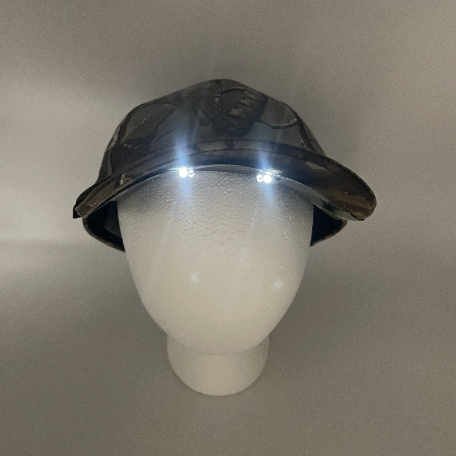 Panther Vision Powercap Realtree Camo Cap Hat 2 LED Lights Adjustable Lamp 2510