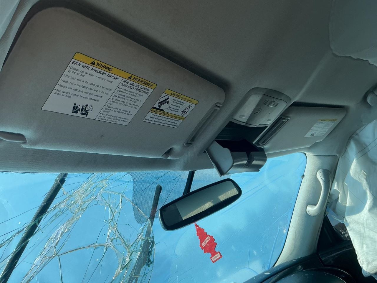 ARMADA 2018 Glove Box 4956769