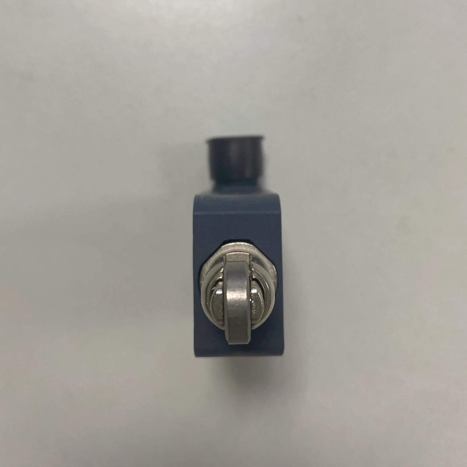 1pcs Pizzato Safety Limit Switch NF B110BB-DMK