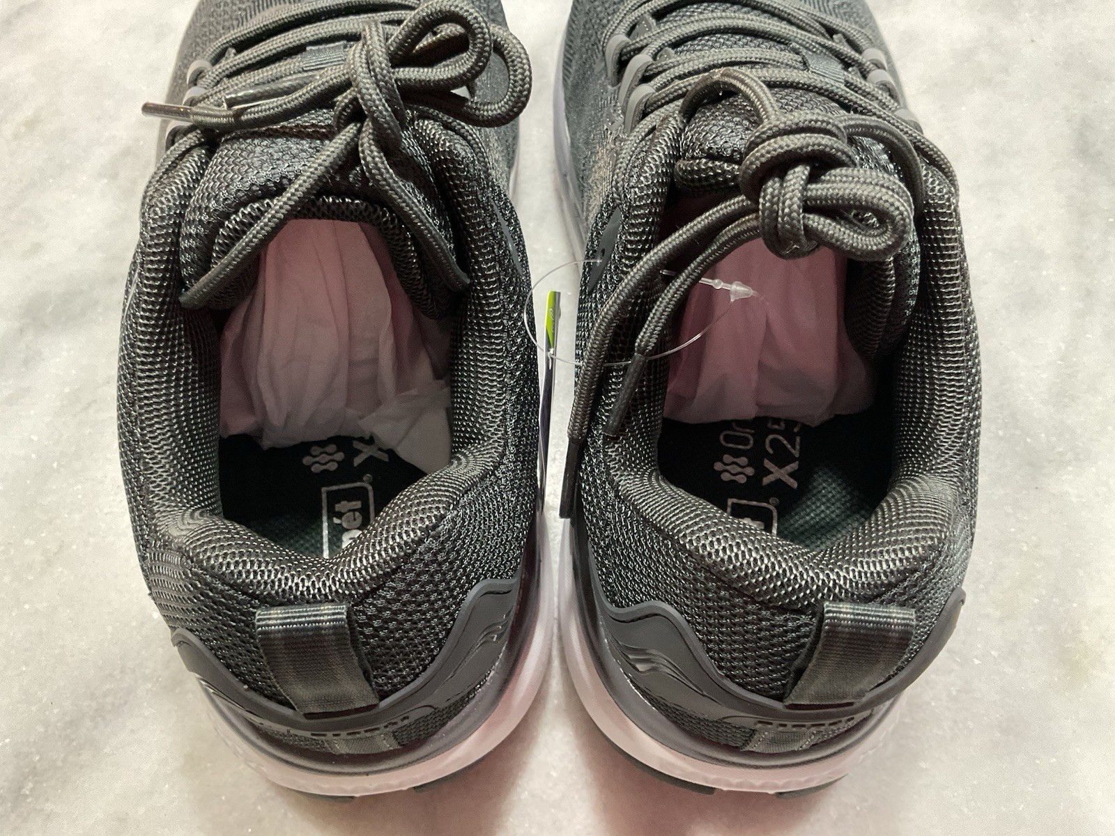 Man's Athleisure Propet Ultra 267 Sneaker SZ 11 W/insoles And Laces