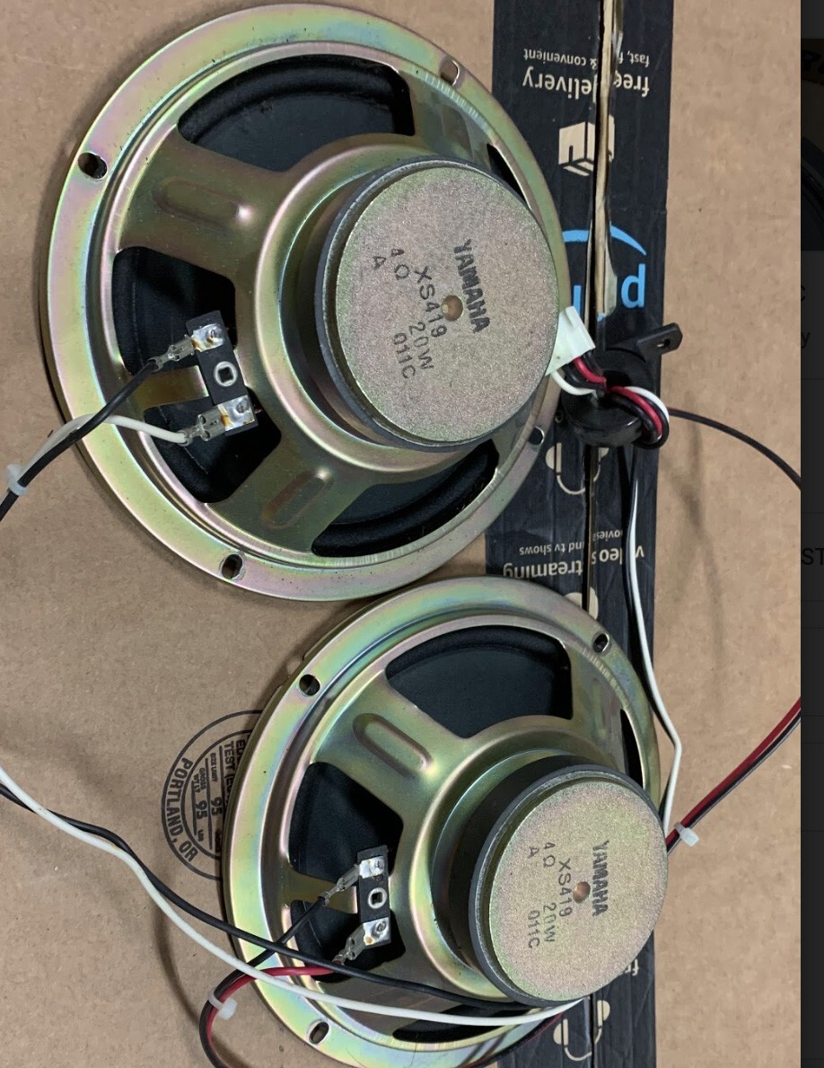 SPEAKER YAMAHA DIGITAL PIANO YDP