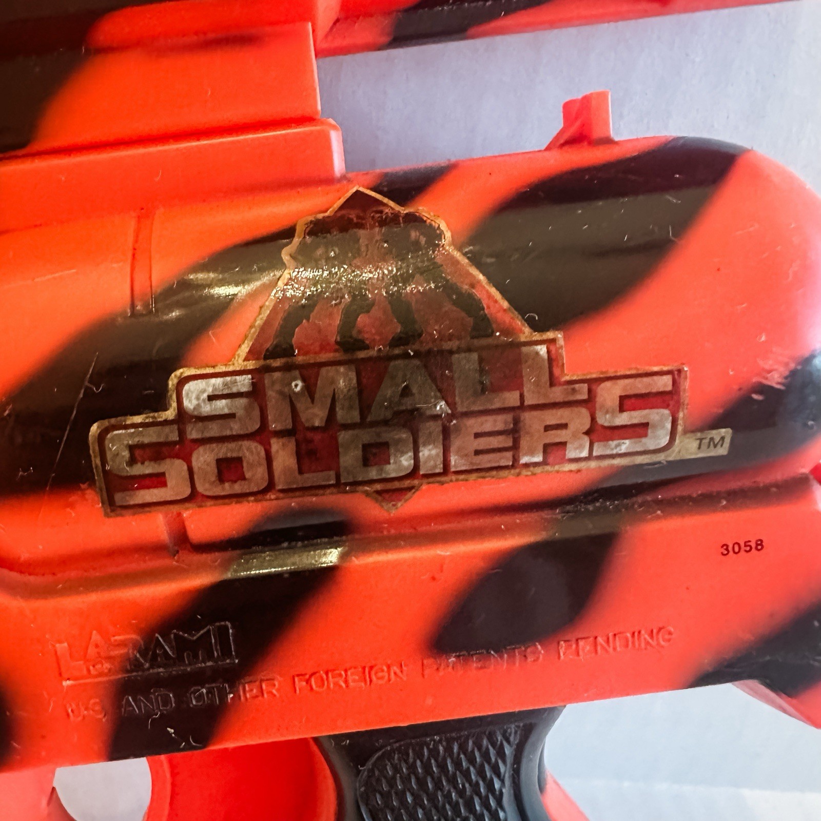 Larami Small Soldiers Toy Dart Blaster (Untested) Binoculars & Knife READ