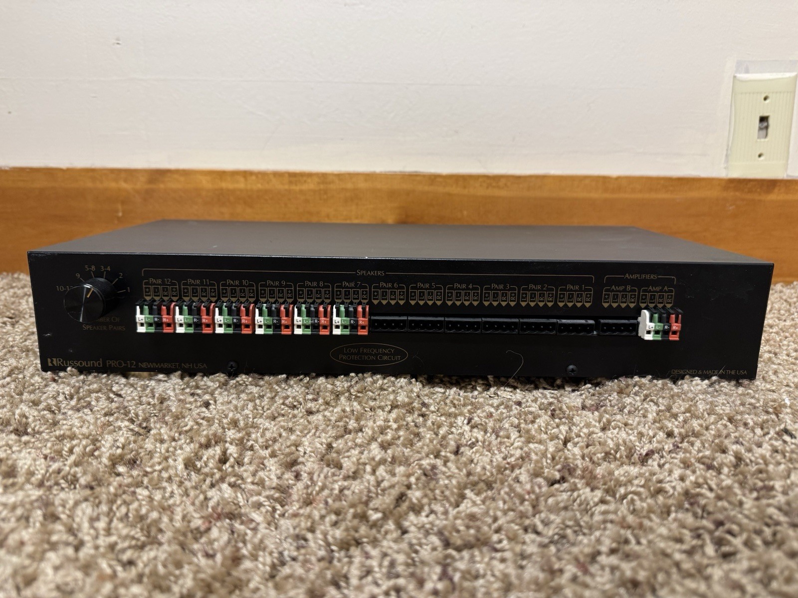Russound PRO-12 Speaker Selector Amp A/B Inputs 12 Pair Switch Tested Working