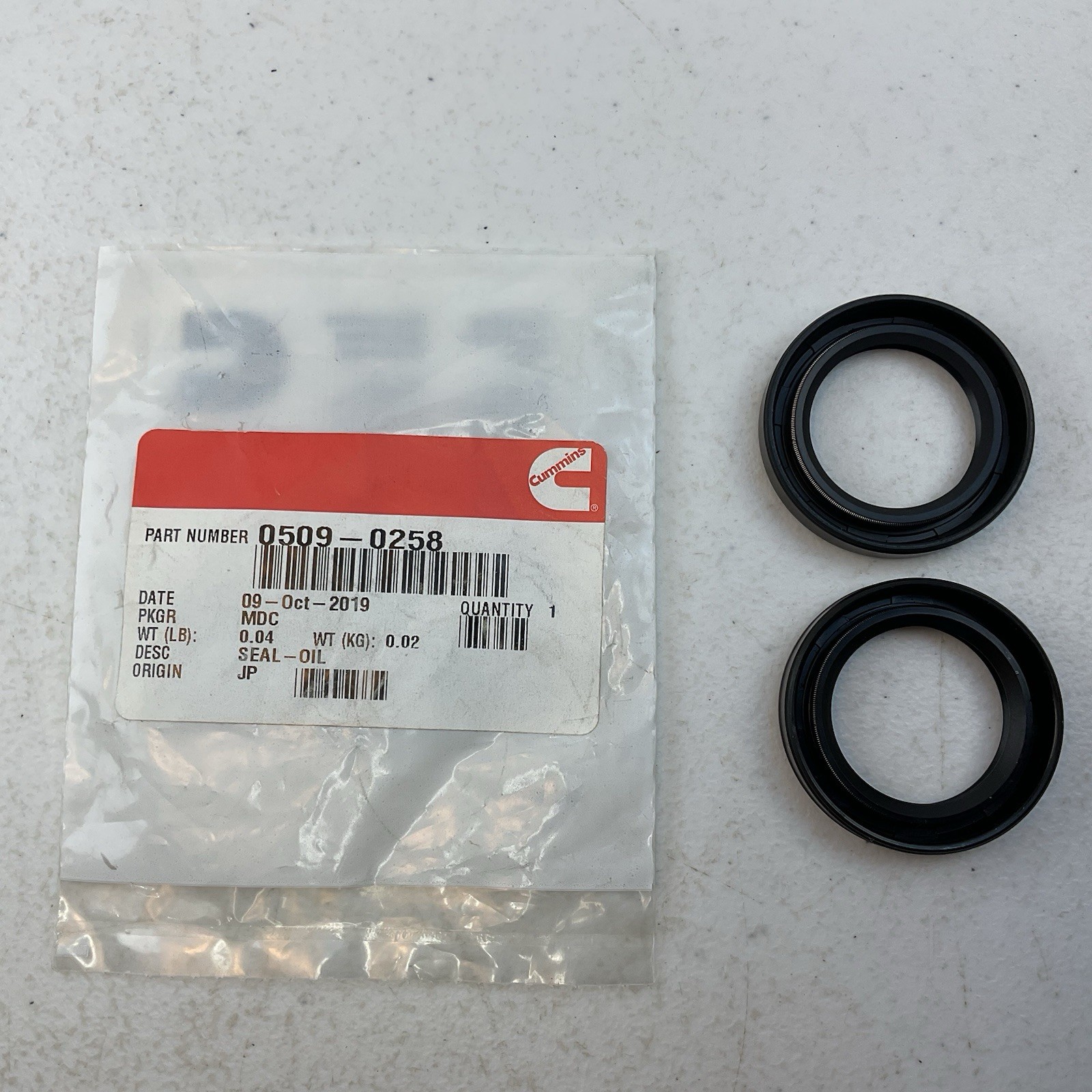 CUMMINS OIL SEAL 0509-0258 (Qty 2)
