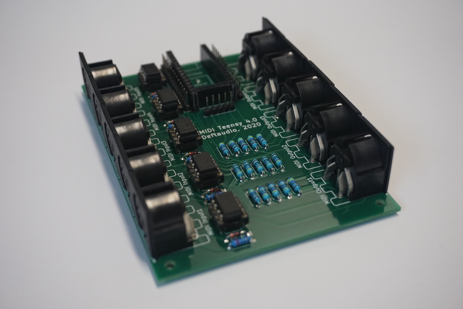 Teensy 4.0 MIDI Breakout board, 5in / 5out, interface USB midithru box PCB only