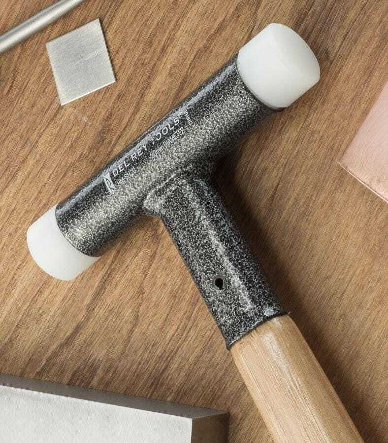 Professional quality dead blow hammer - 20mm