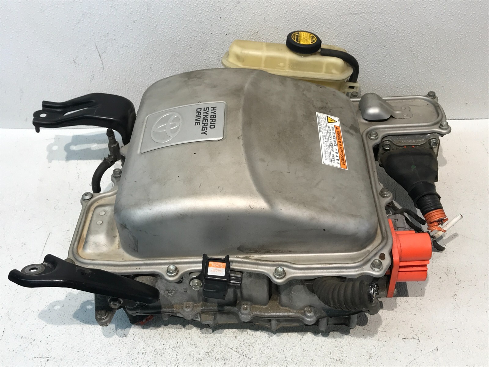 04-09 Toyota Prius Hybrid Power Inverter Converter OEM G9200-47120