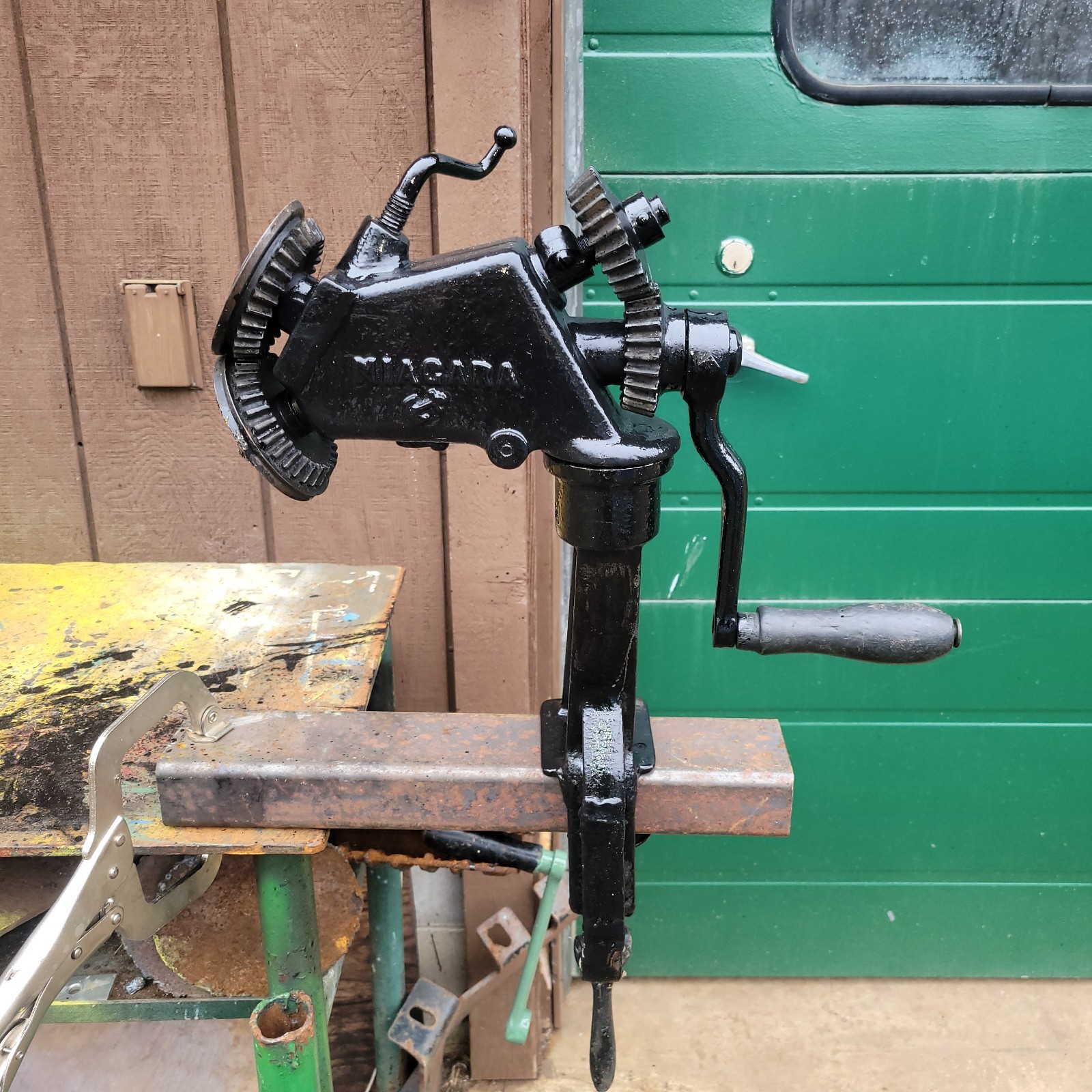 Niagara Sheet Metal Crimper Bead Roller HVAC Duct Crimping Machine Hand Crank