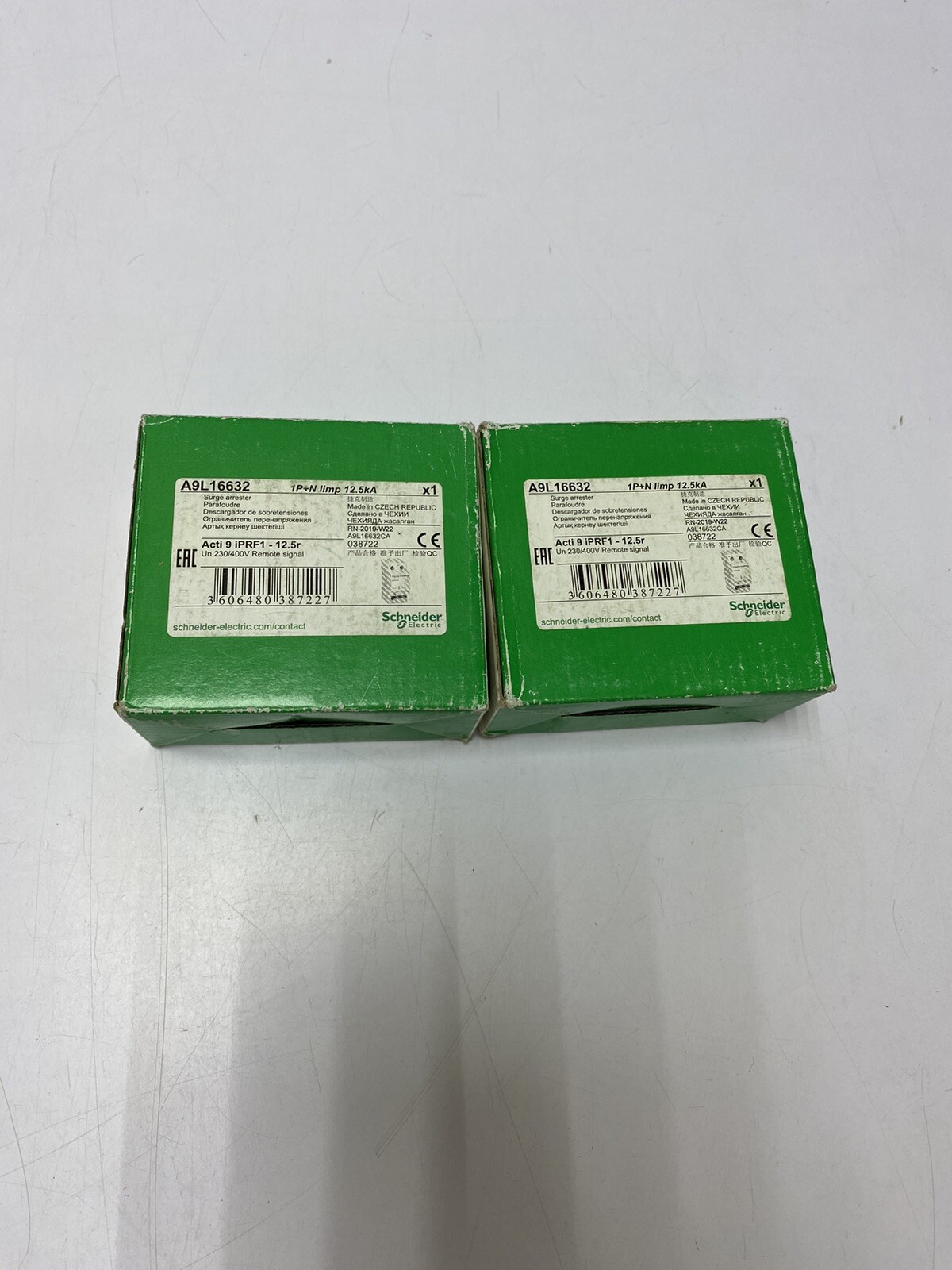 Schneider Electric Surge Arrester A9L16632 / Acti 9 iPRF1-12.5r