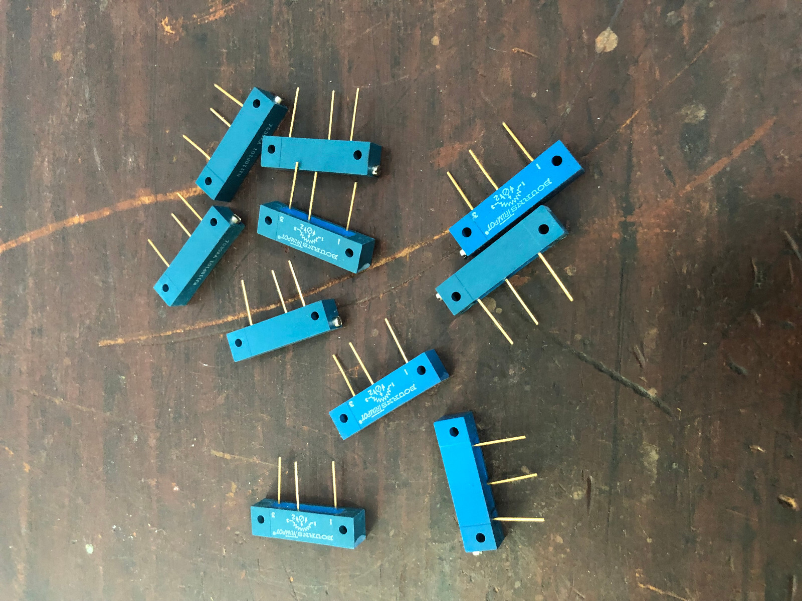 NOS - Lot of 10 Bourns Trimmer Resistor RJ11BP101   7030AA  #110