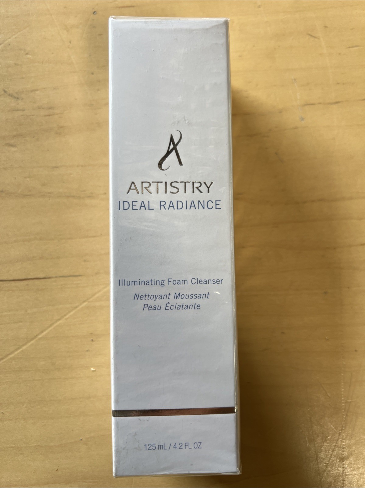 Amway Artistry Ideal Radiance Illuminating Foam Cleanser Skincare 4.2 Fl Oz.