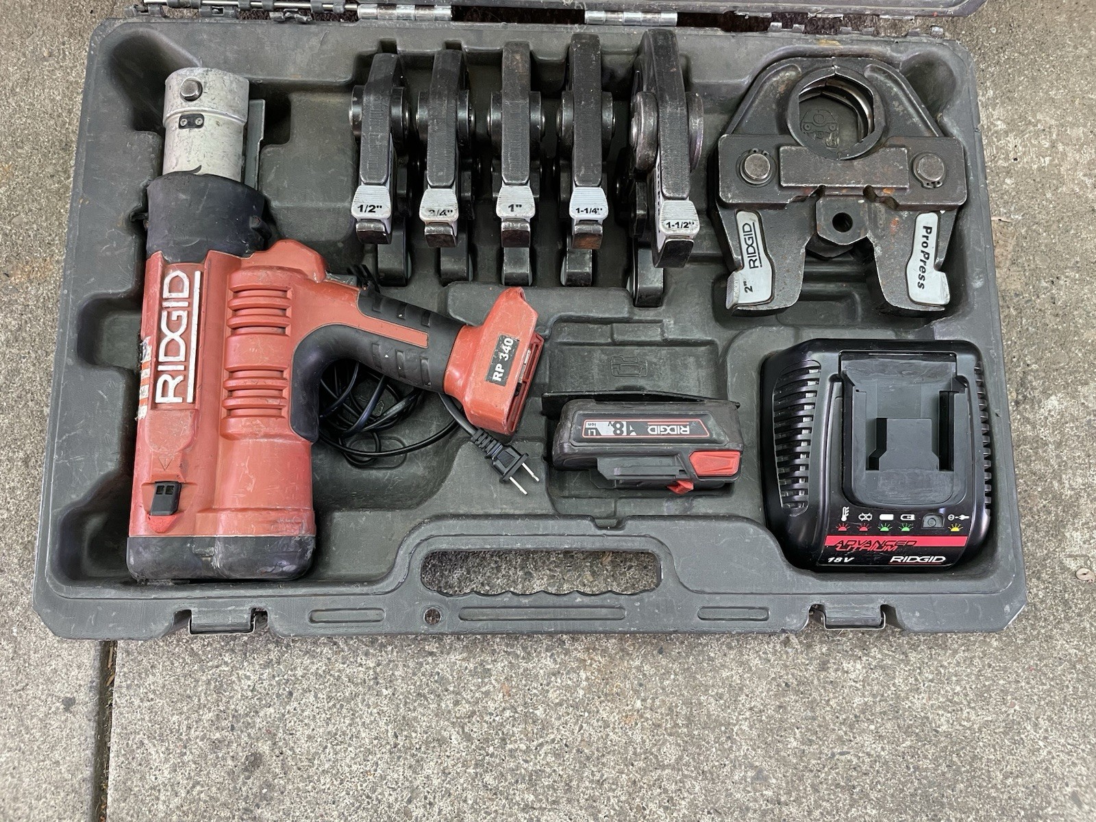 Ridged RP 340 with 6 Copper Pipe Press Tool