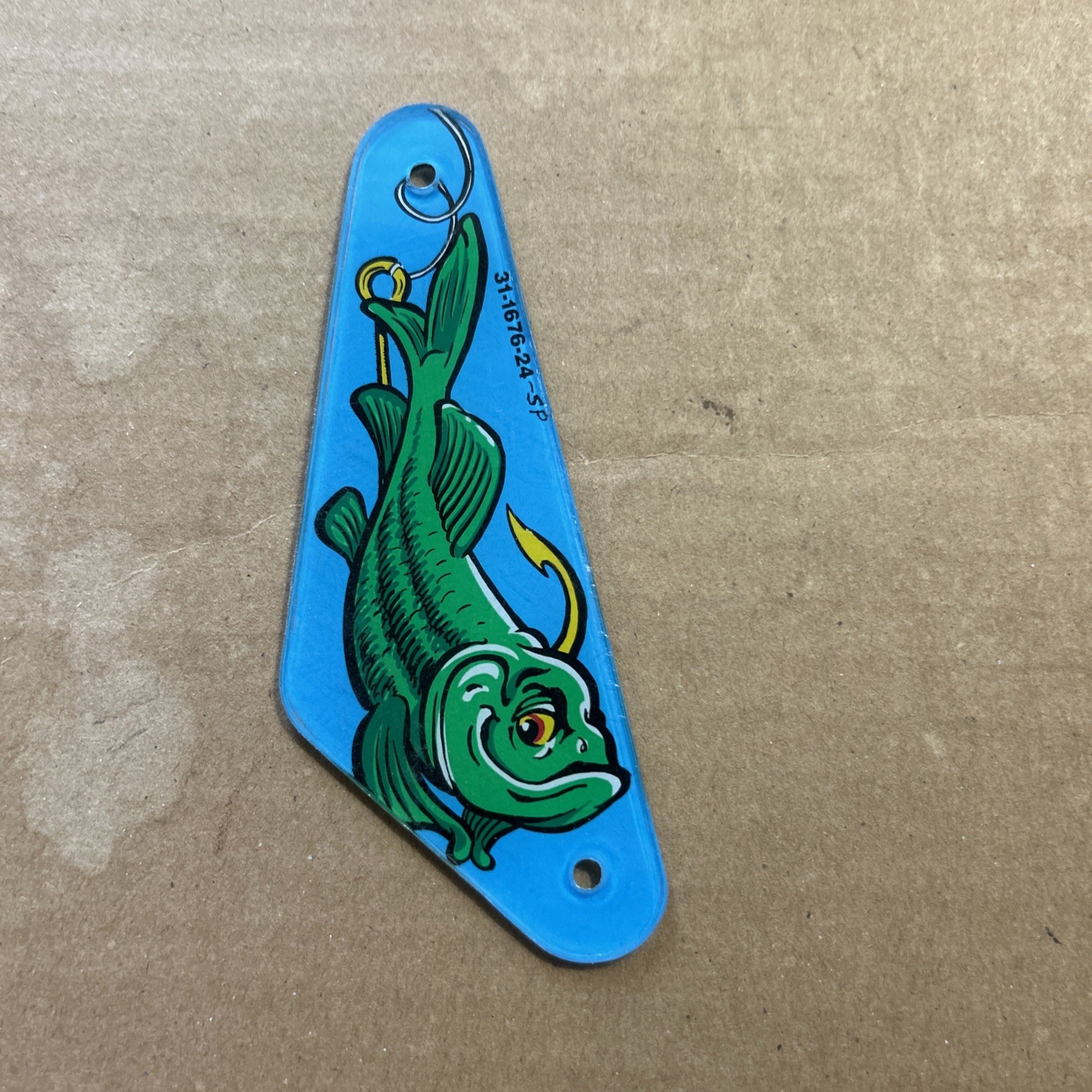 Williams Fishtails Left Slingshot 31–16 76 Playfield Pinball Plastic Part Bp1