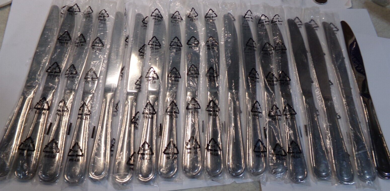 GOURMET STANDARD Stainless Flatware Silverware - 18 knives and 11 tablespoons