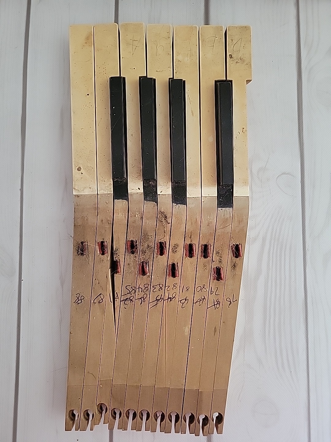 11 Piano Keys Vintage Parts Arts Crafts Supplies Steampunk Antique Wall Decor