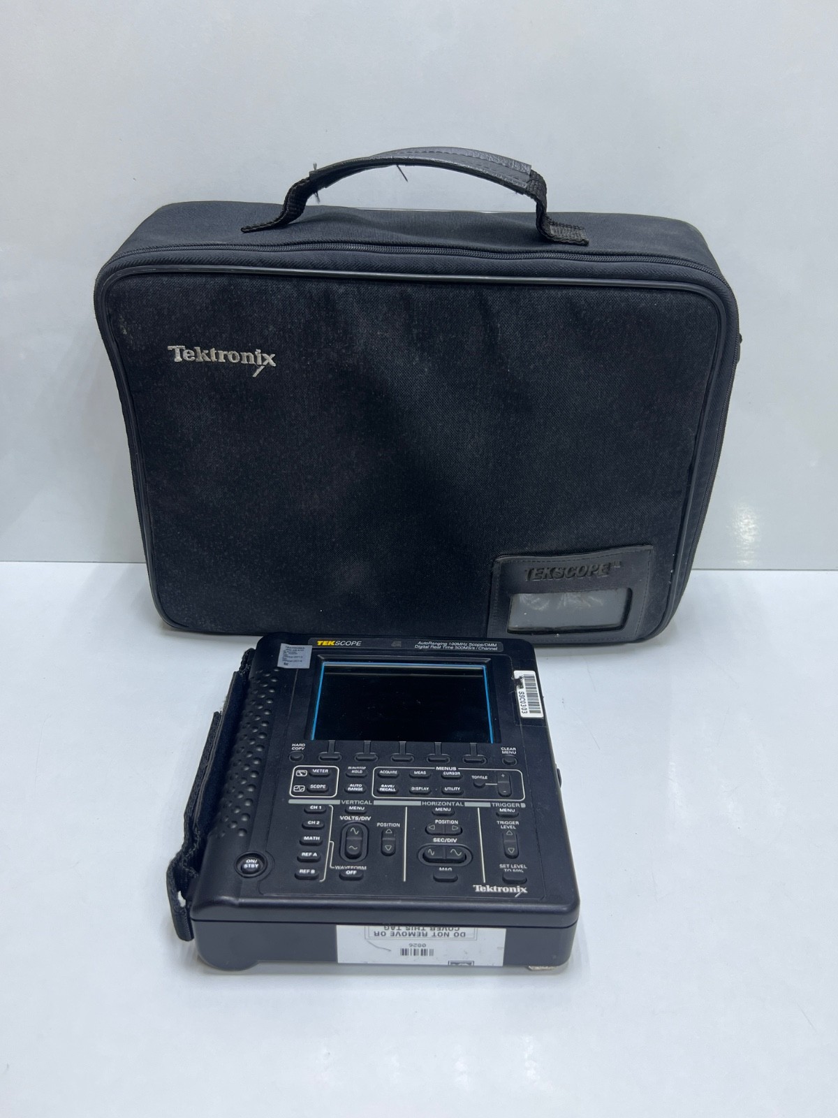 Tektronix TekScope THS720 Std Dual-Channel 100 MHz Handheld Oscilloscope