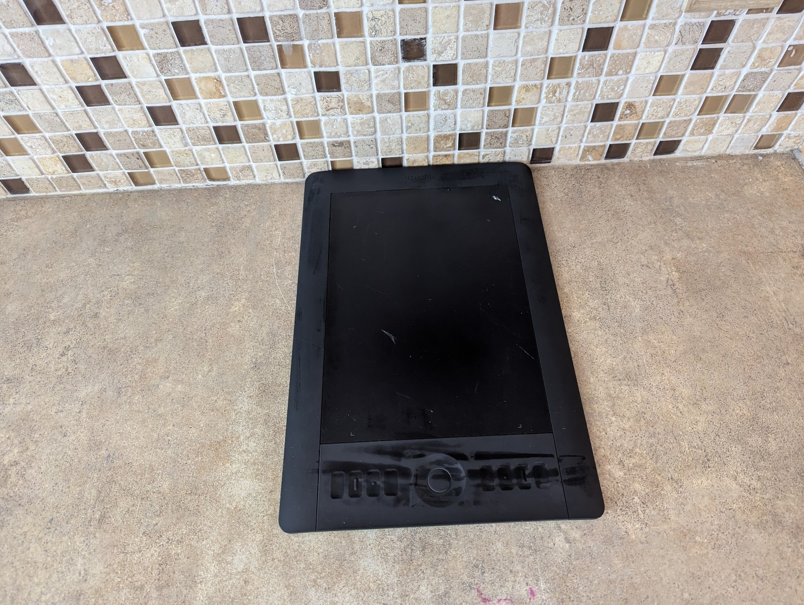 WACOM PTH-650 PTH650 INTUOS 5 TOUCH MEDIUM GRAPHICS TABLET