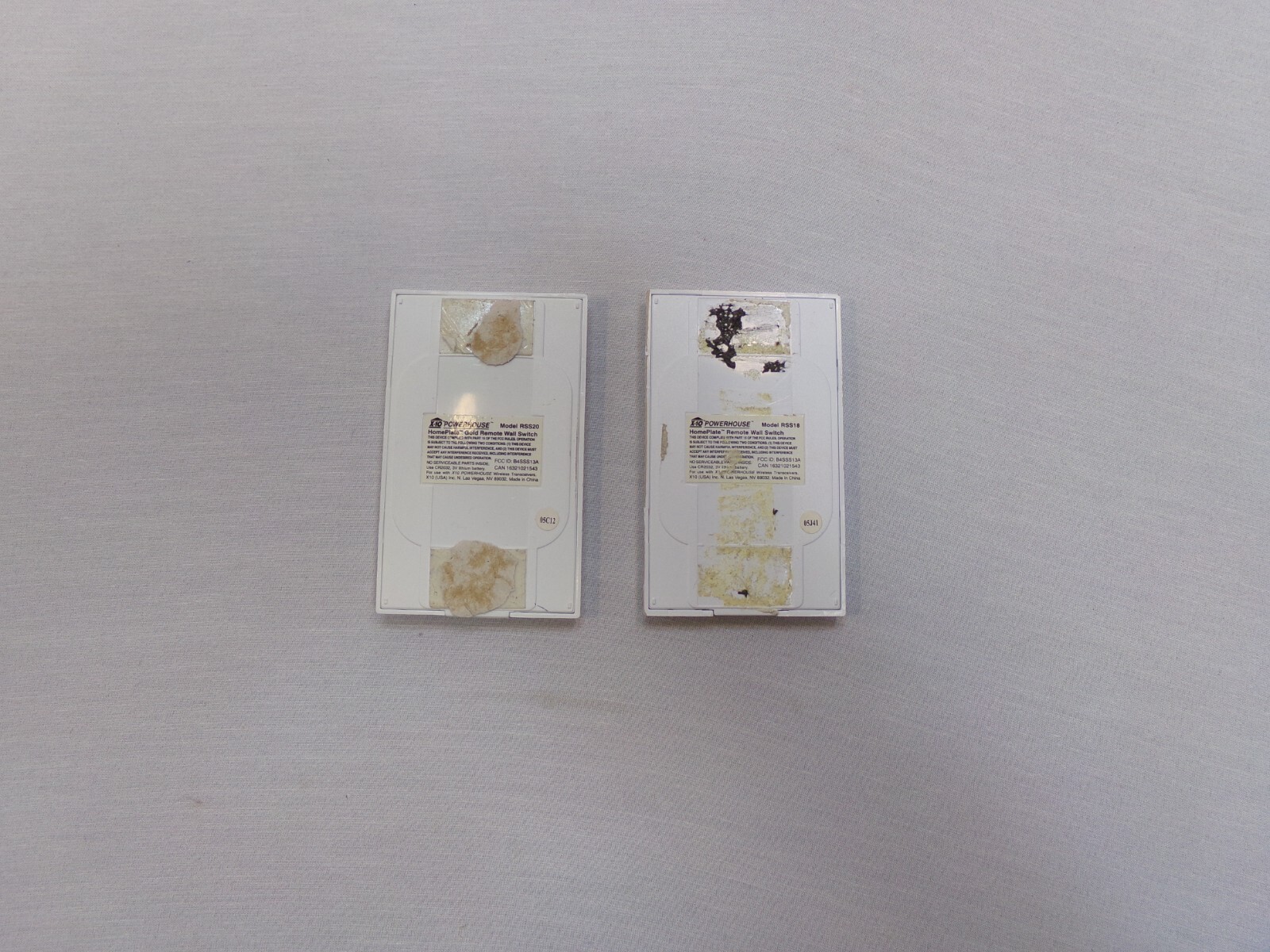 X10 Powerhouse Stick-On Wall Switch RSS18 x2 - (My Note)R26