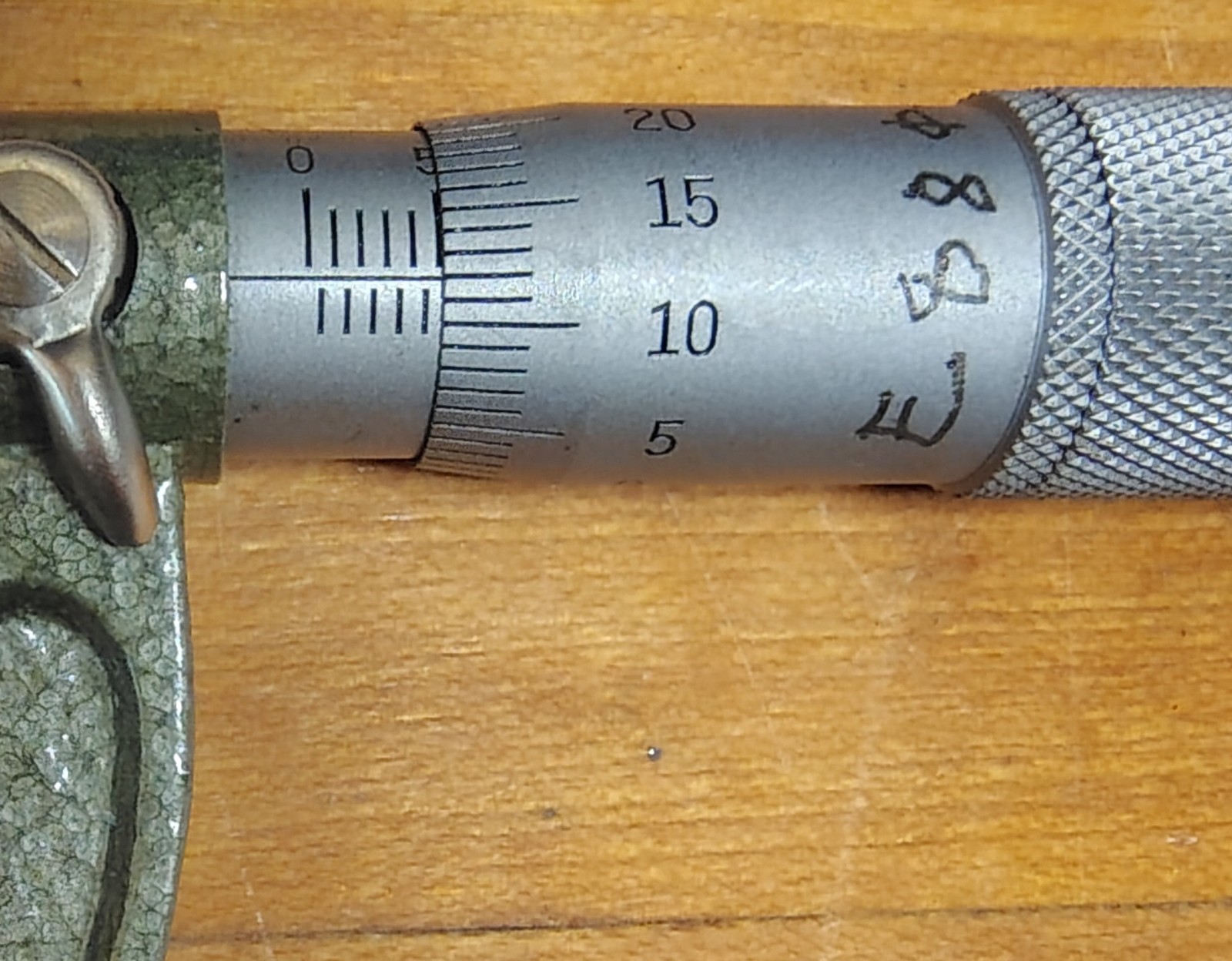 🗽 GENERAL 0-25 .01 METRIC MICROMETER EXCELLENT CONDITION