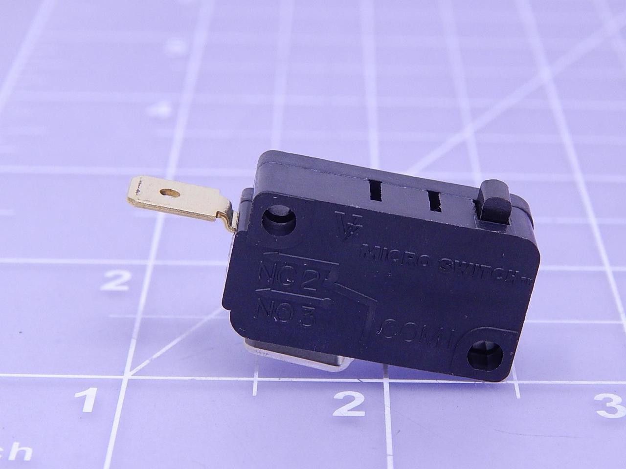 LOT OF 10 MICRO SWITCH V7-4A37E9-000-1 BASIC / SNAP ACTION SWITCHES LARGE BASICS