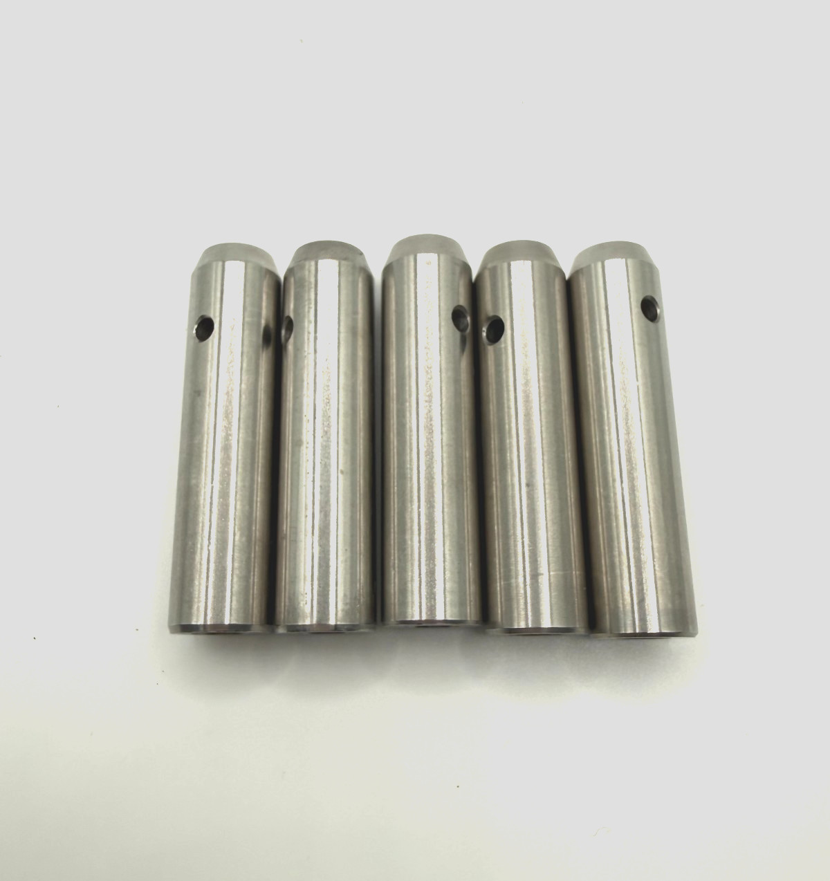 Thorlabs TR2-P5 Ø1/2" Optical Post, SS, 8-32 Setscrew, 1/4"-20 Tap, L = 2"