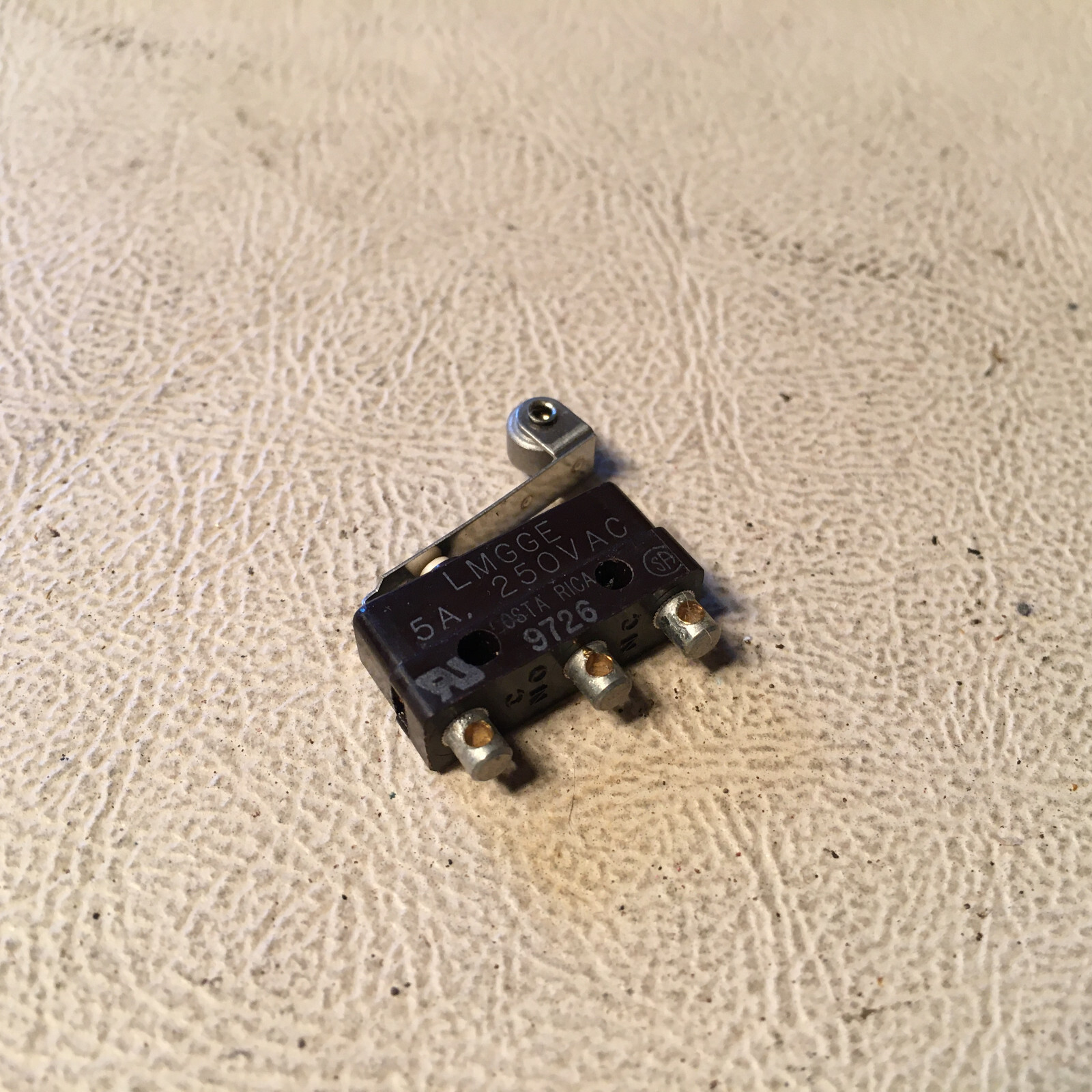 LMGGE Microswitch 9726,  NOS
