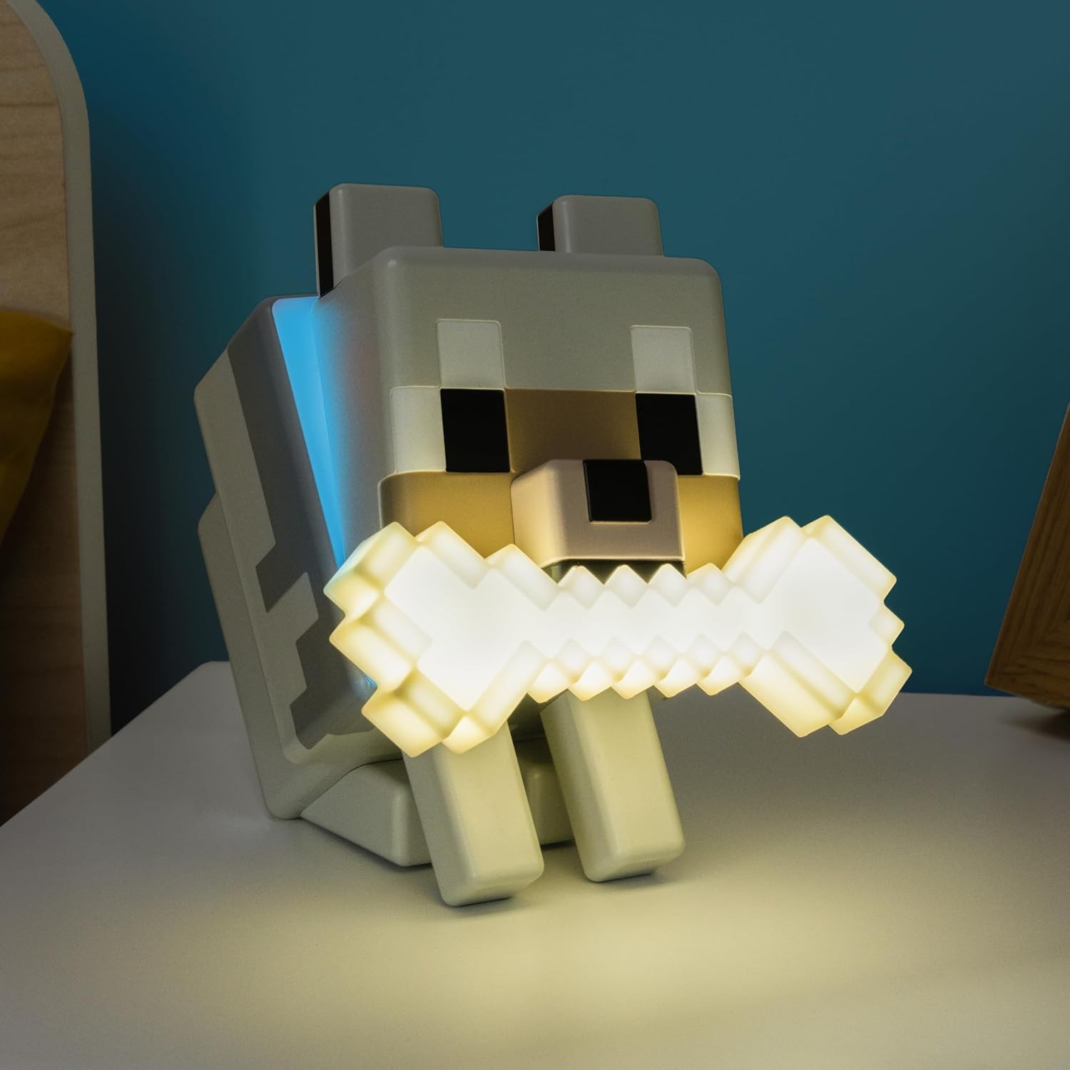 Minecraft Wolf GloBuddies 3D Colour Changing Light, Officially