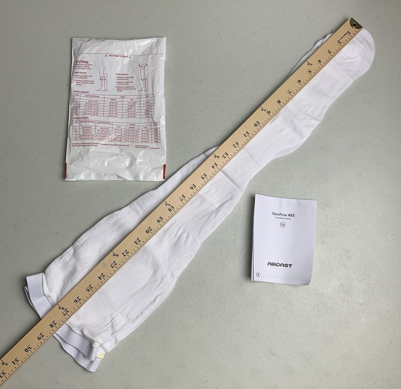 VENAFLOW AES COMPRESSION STOCKINGS 1 Pair New Size XXL 2XL Open toe White