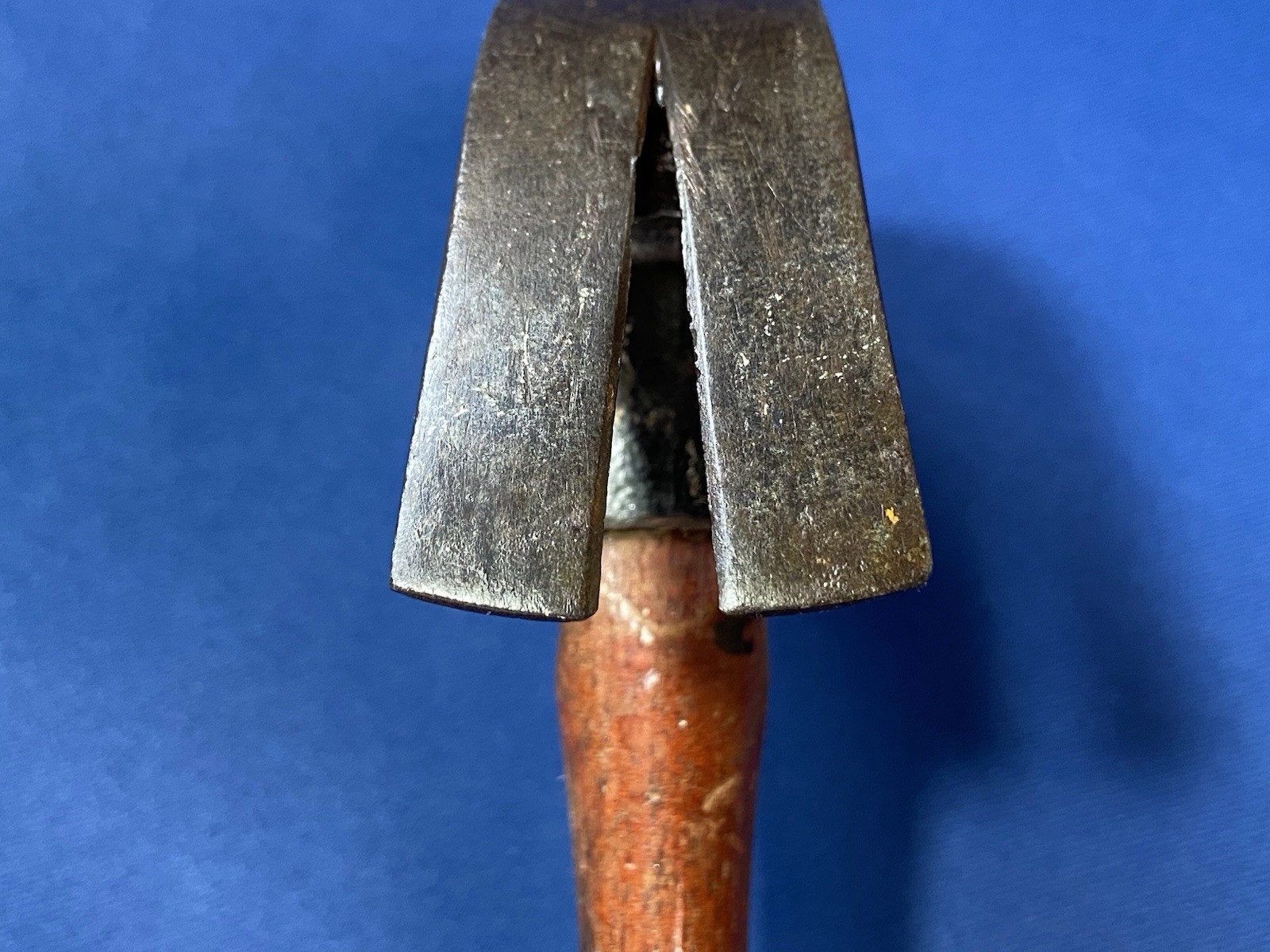 PLUMB USA Curved Claw Hammer