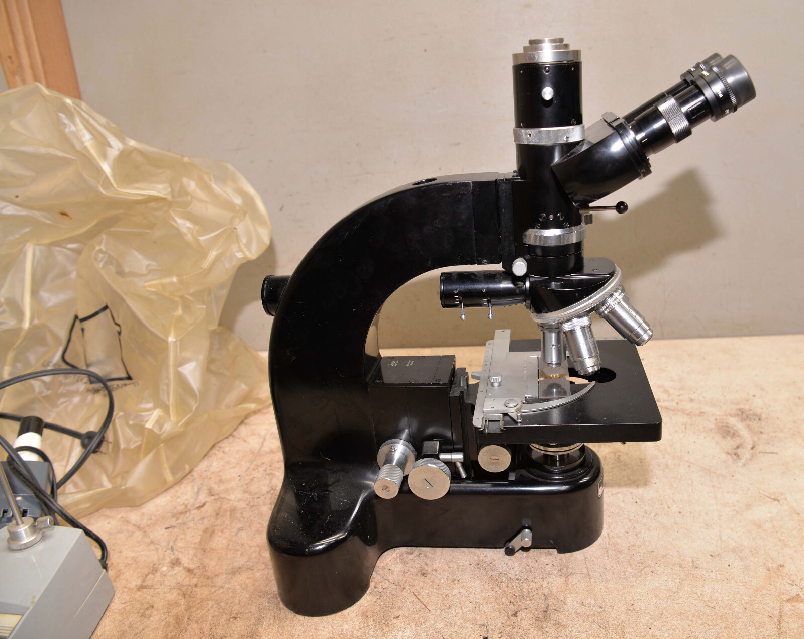 E Leitz Wetzler Binocular compound microscope Germany professional laboratory