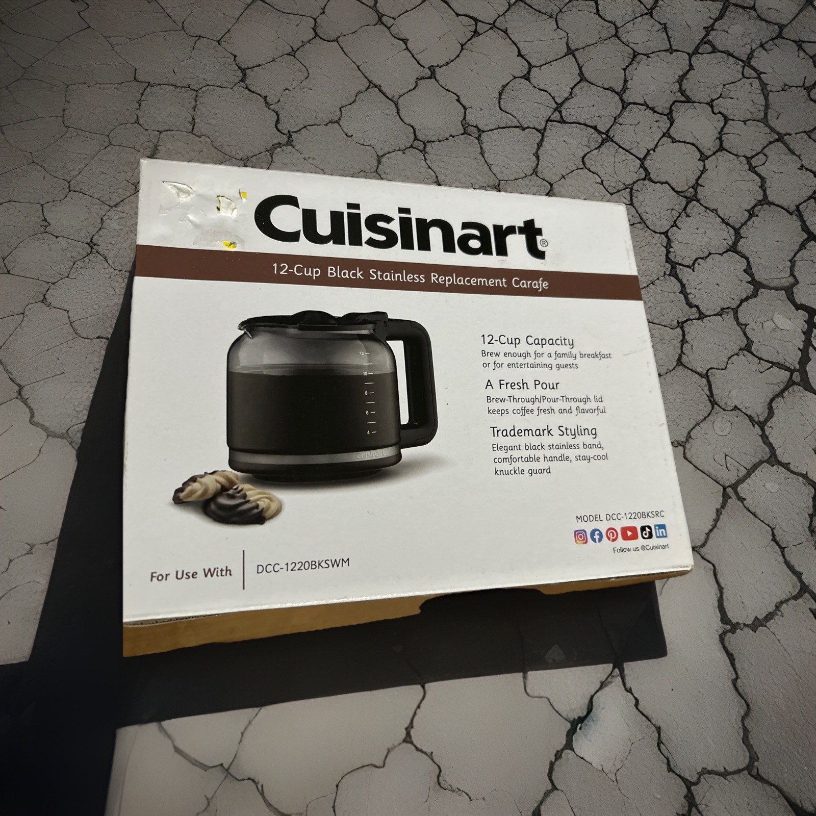 CUISINART DCC-1220BKSWM 12-Cup Black Stainless Replacement CARAFE NEW