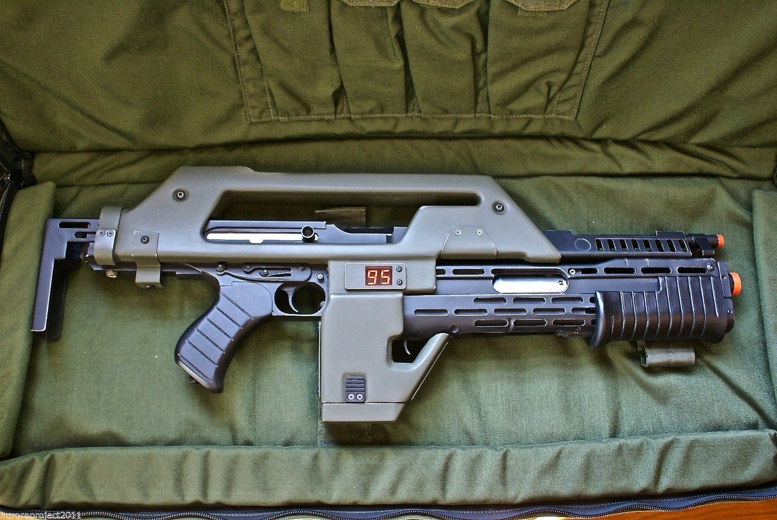 ALIENS HERO PULSE RIFLE CUSTOM MADE STEEL FUNCTIONAL M41-A SCREEN ACCURATE RARE!