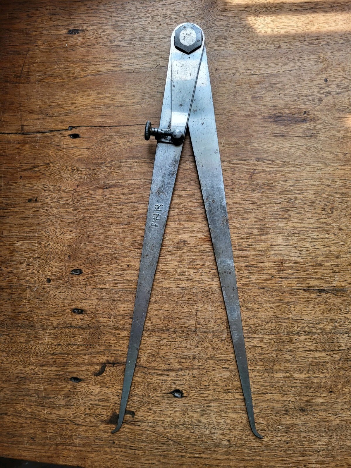 Vintage L. S. Starrett 16" (L) Firm Joint Adjustable Inside Caliper USA