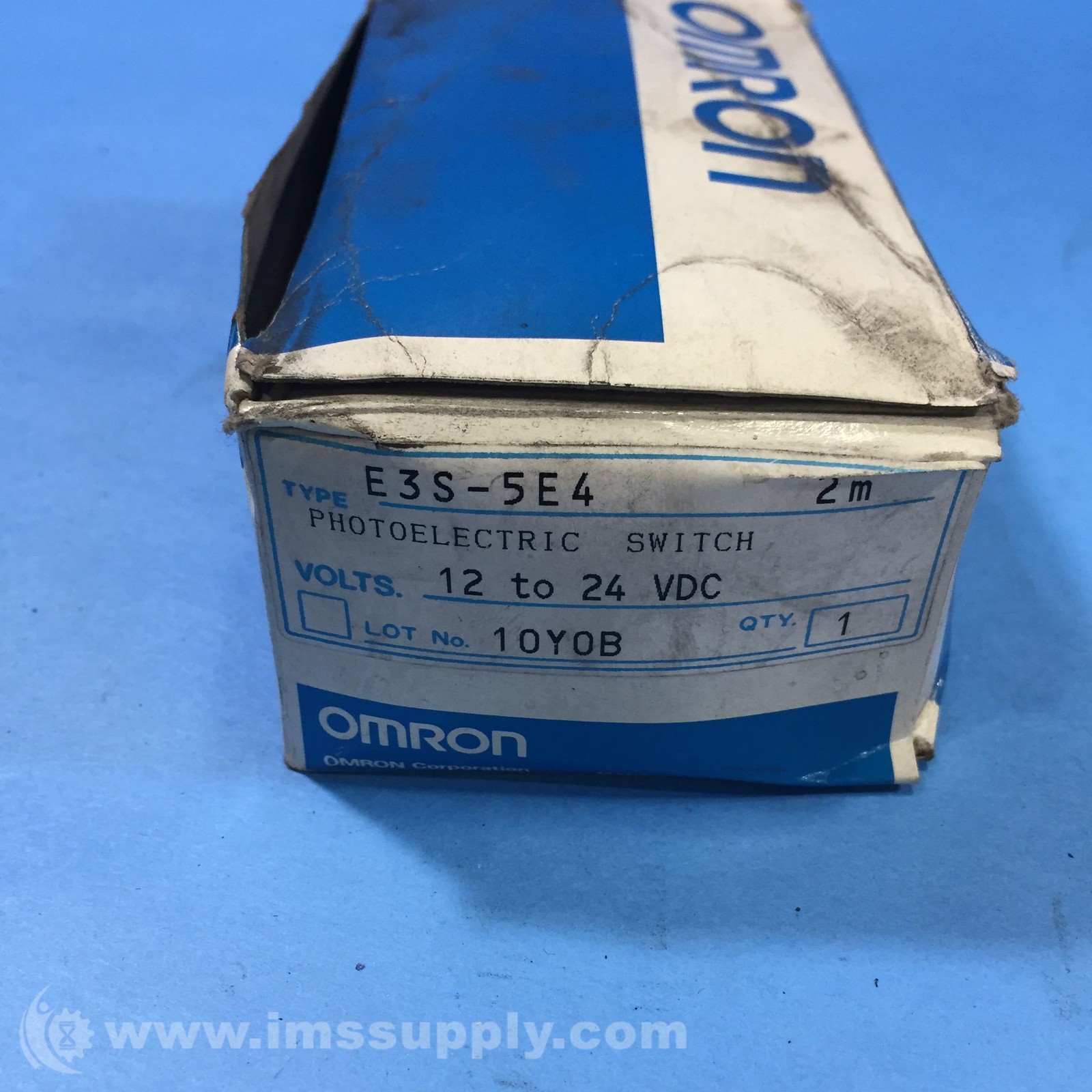 Omron E3S-5E4 Photoelectric Sensor FNOB