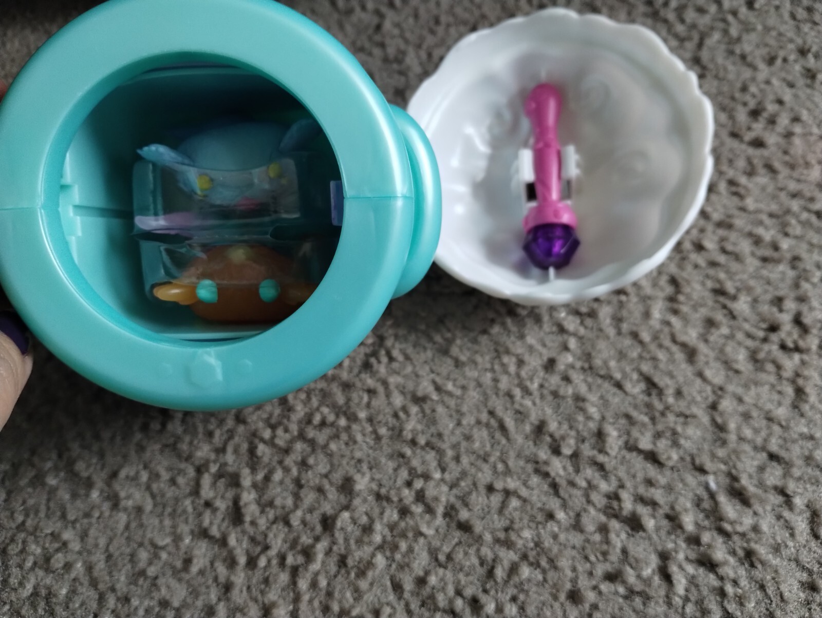 Magic Mixies w/2 figures and wand OPENED NEW