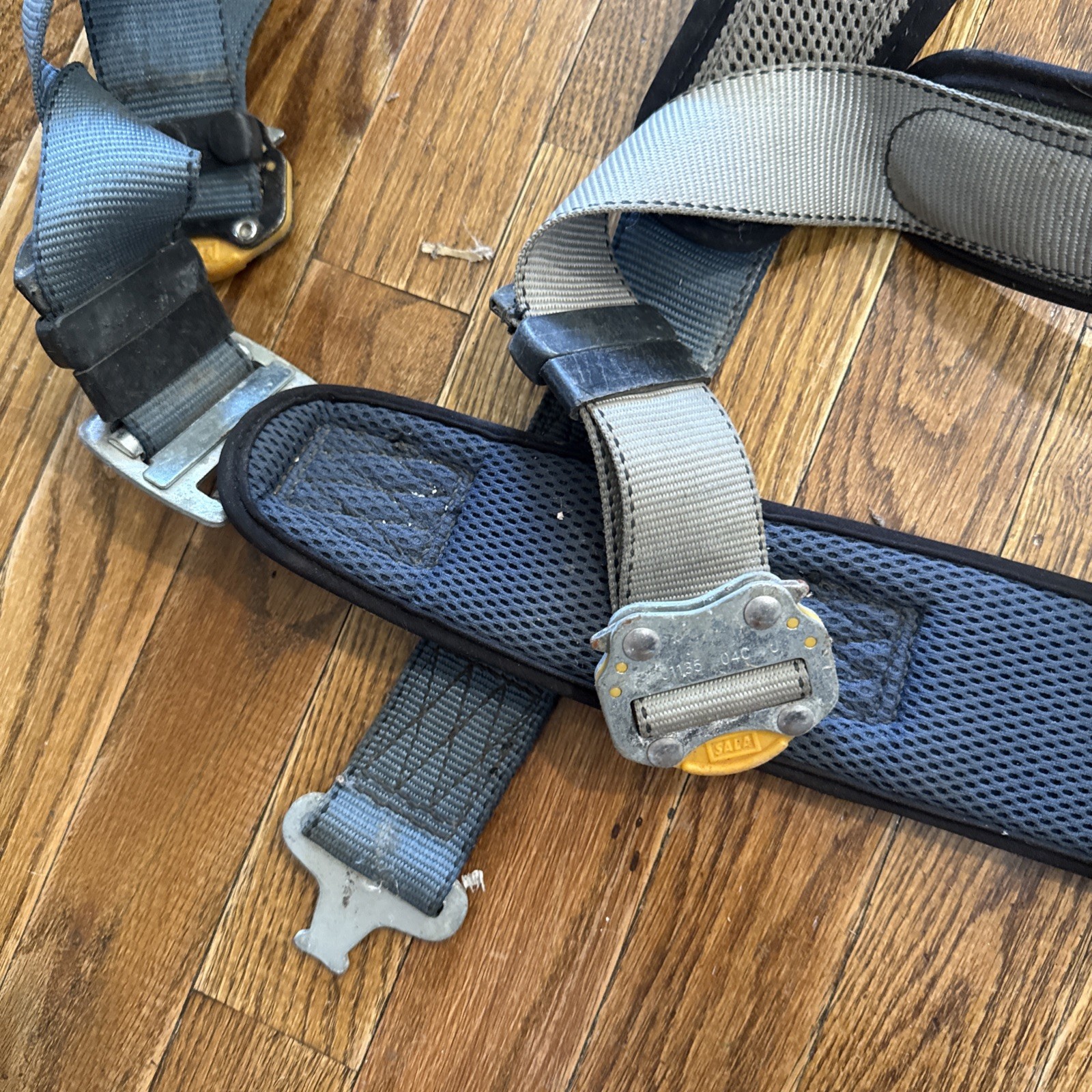 DBI-SALA 1107975 ExoFit Construction Safety Harness Small