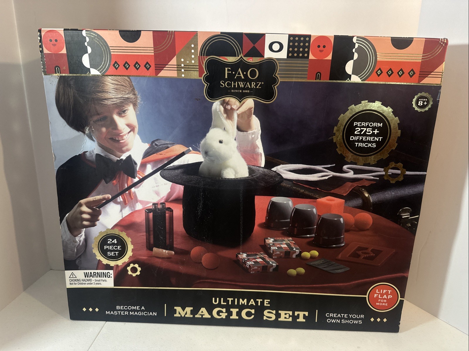 FAO Schwarz 24-Pc Ultimate Magic Set 275+ Tricks Ages 8+ Complete!! Brand New!!
