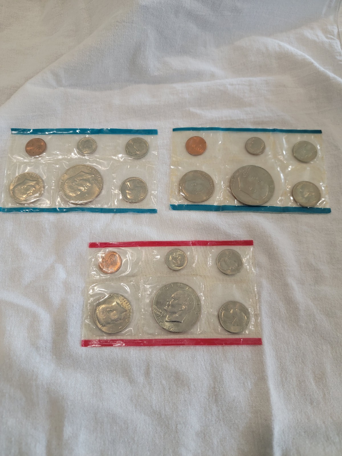 1975 US Mint Uncirculated Coin Set With OGP & Bicentennial Dollar-Half-Quarter