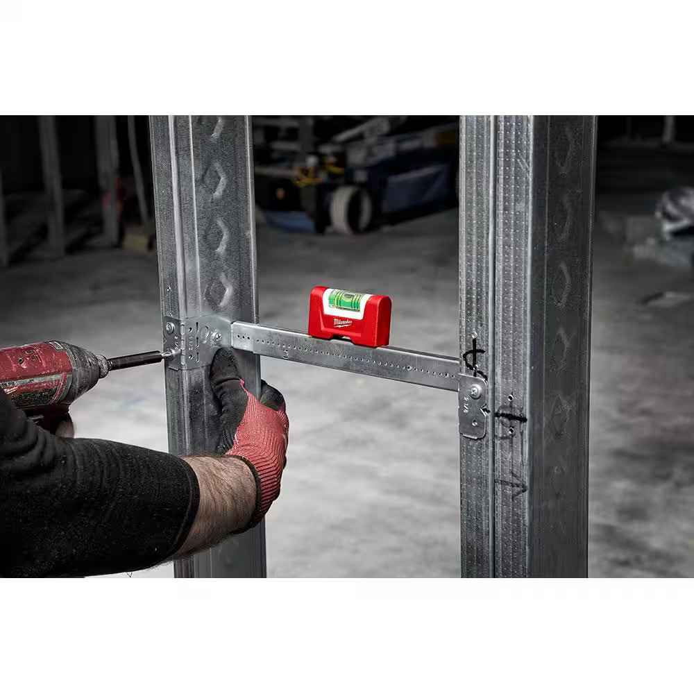 3 In. Compact Torpedo Pocket Level