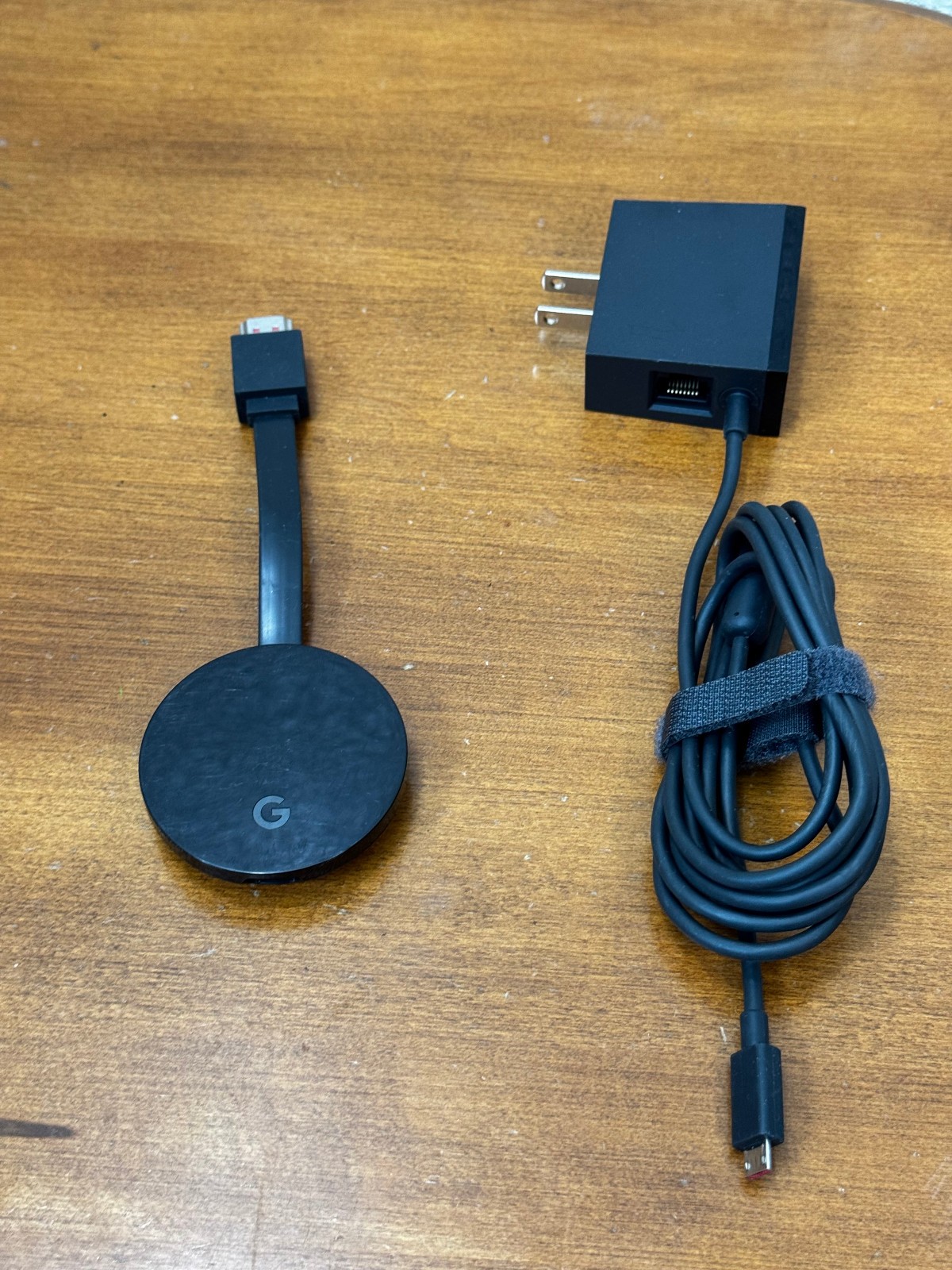 Google Chromecast Ultra 4K Streaming Media Player NC2-6A5-D Ethernet Power Suppl