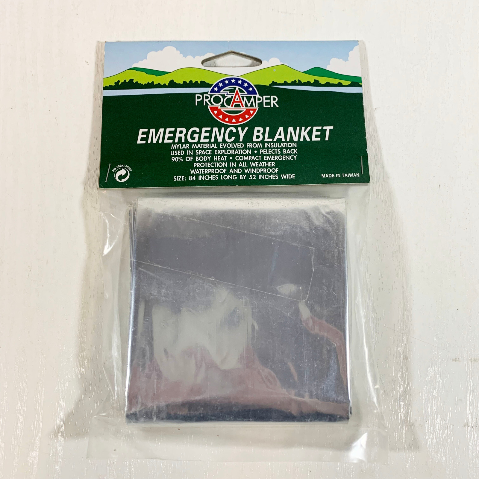 [NEW] Procamper Mylar Camping Emergency Blanket - 84" x 52"
