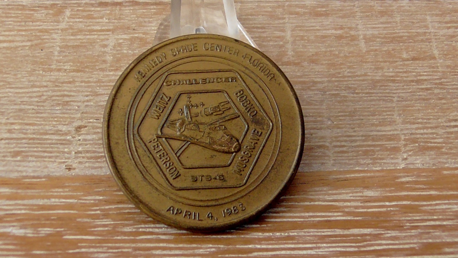 NASA Space Shuttle Challenger STS-6 Kennedy Space Center Coin #F685