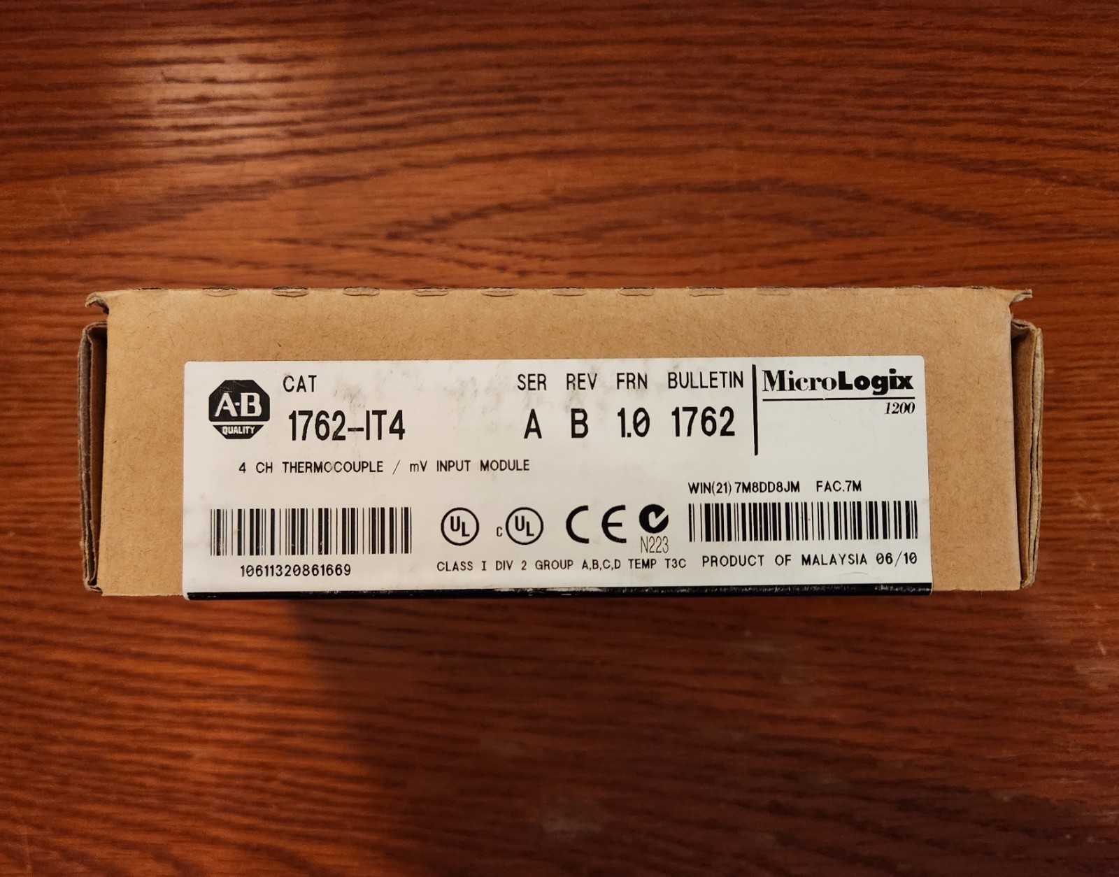 Brand New AB 1762-IT4/A MicroLogix 4 Point Input Module 1762IT4 serA Free Ship
